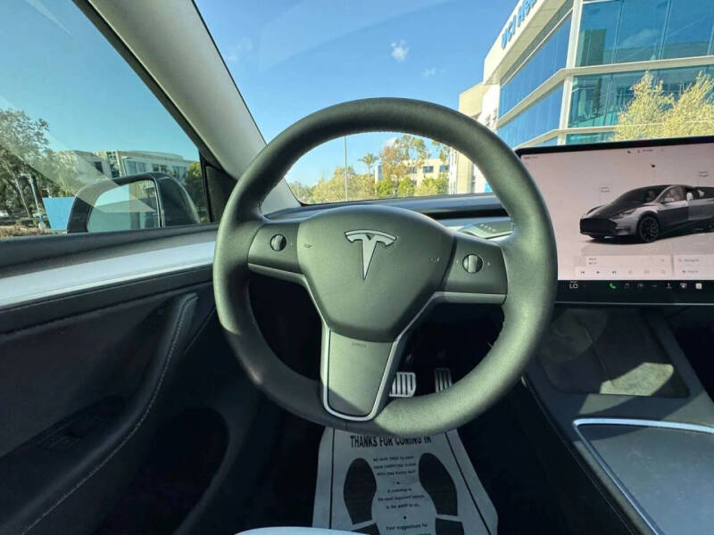 2023 Tesla Model Y Performance