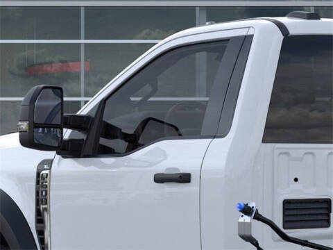 2025 Ford F-600 Super Duty