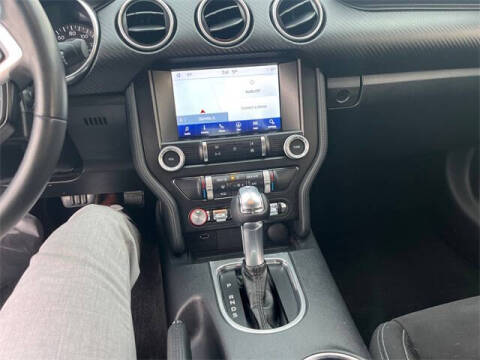 2021 Ford Mustang EcoBoost