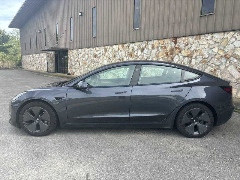 Used 2022 Tesla Model 3 Long Range with VIN 5YJ3E1EB1NF129517 for sale in Maysville, KY