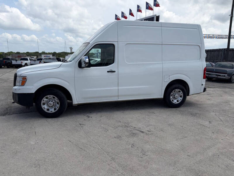 2017 Nissan NV