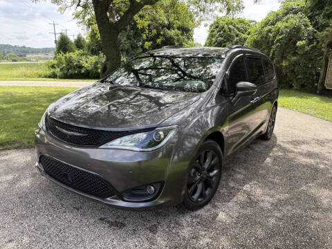 2018 Chrysler Pacifica