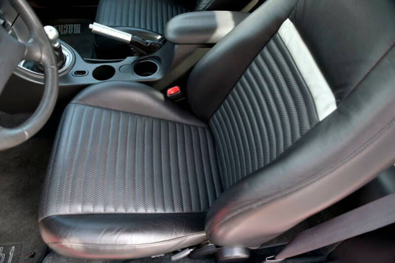 2003 Ford Mustang Mach 1 Premium