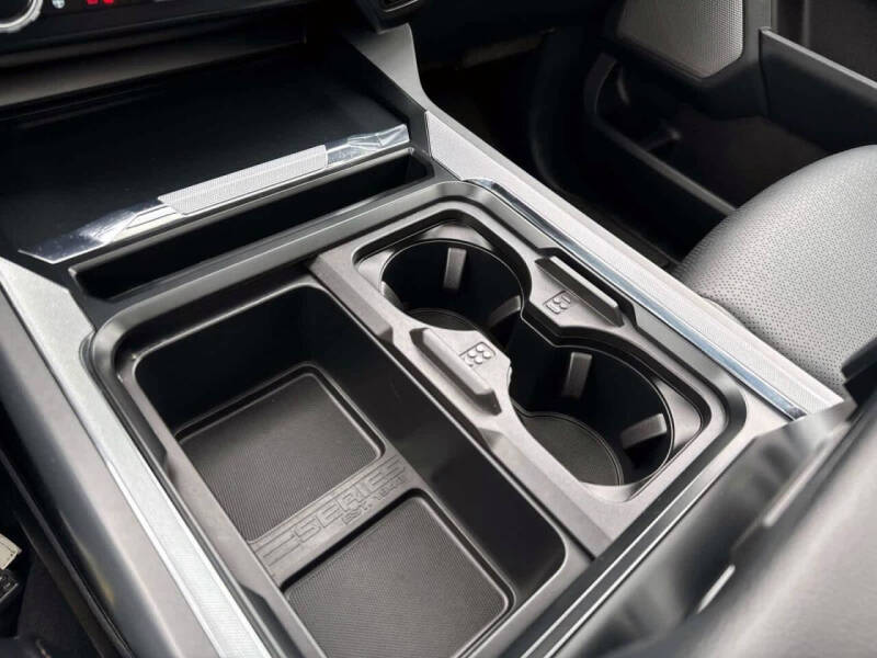 2025 Ford F-450 Super Duty Lariat