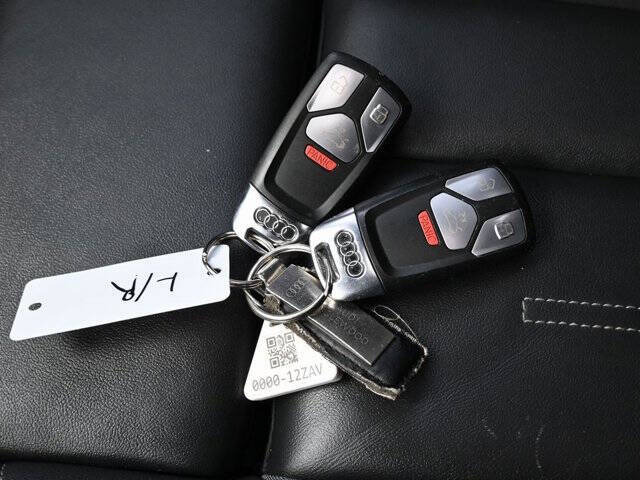 2022 Audi A4 quattro S line Prem Plus 45 TFSI