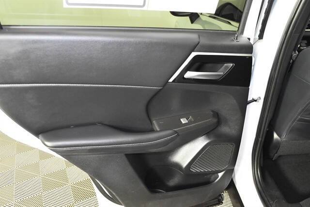 2024 Mitsubishi Outlander PHEV SE