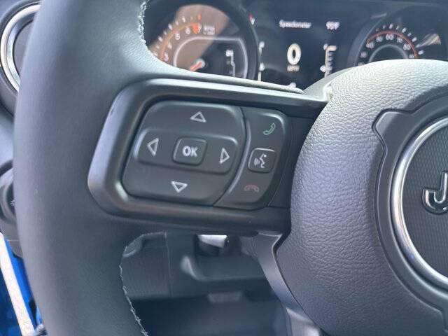 2025 Jeep Gladiator High Tide