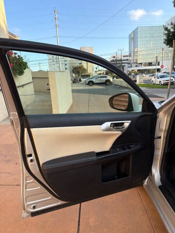 2012 Lexus CT 200h Premium