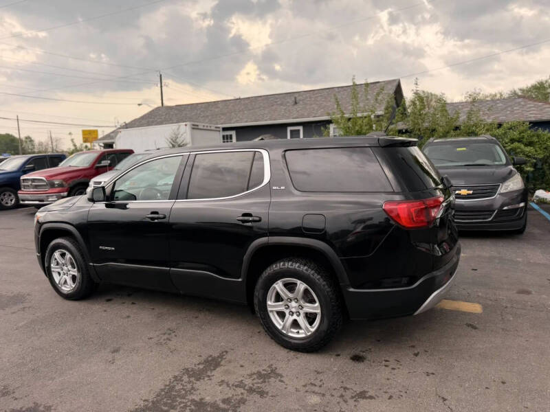 2017 GMC Acadia SLE-1