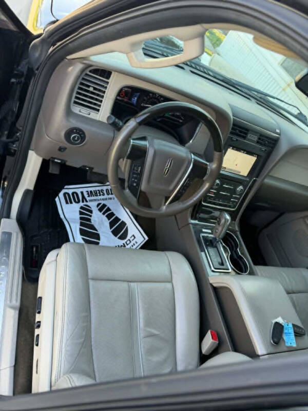 2016 Lincoln Navigator L Select