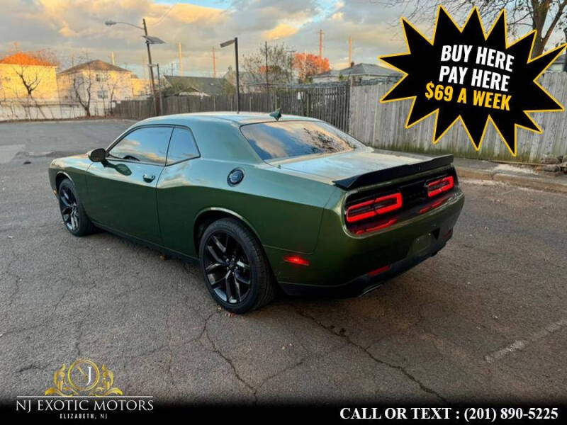 2020 Dodge Challenger SXT