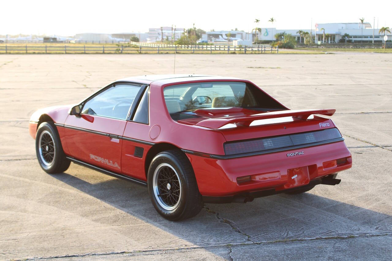 1988 Pontiac Fiero 58