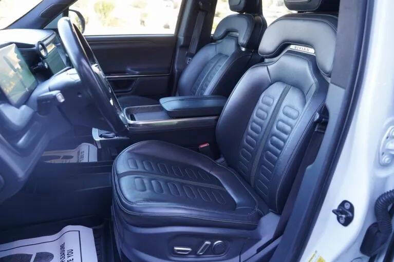 2022 Rivian R1T Adventure