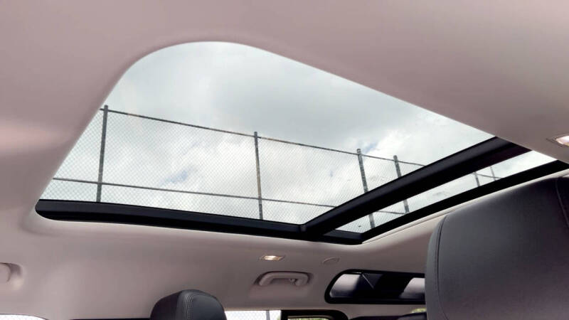 2021 Land Rover Defender 110 S