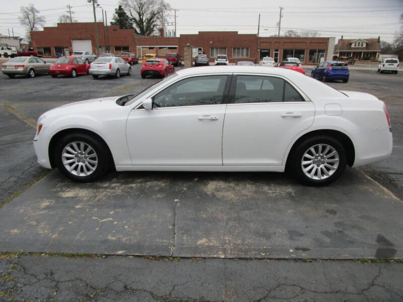 2012 Chrysler 300 for sale at Taylorsville Auto Mart in Taylorsville NC
