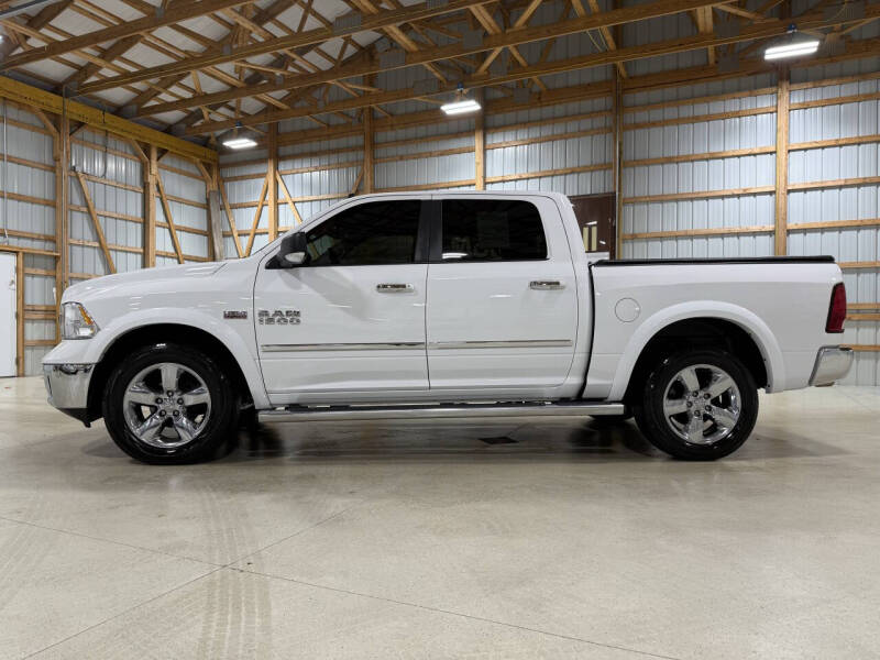 2016 RAM 1500 SLT