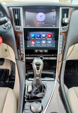 2018 Infiniti Q50 2.0T Luxe