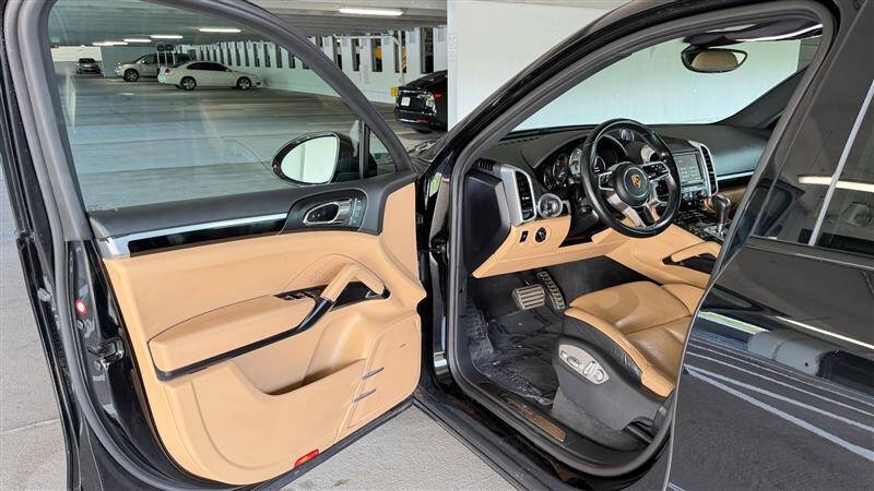 2016 Porsche Cayenne S