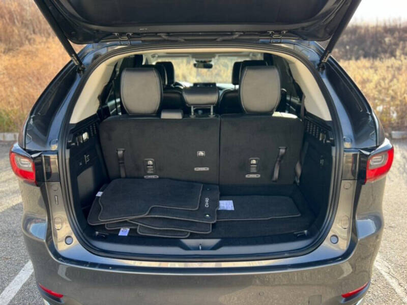 2024 Mazda CX-90 Plug-in Hybrid Premium