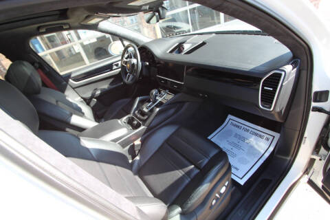 2021 Porsche Cayenne GTS