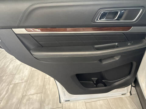 2018 Ford Explorer Platinum