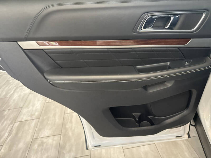 2018 Ford Explorer Platinum