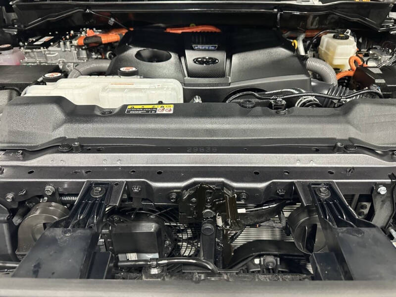 2024 Toyota Sequoia Capstone