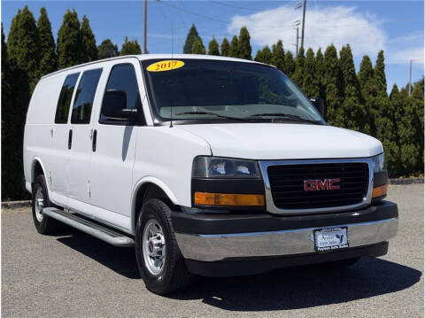 2017 GMC Savana