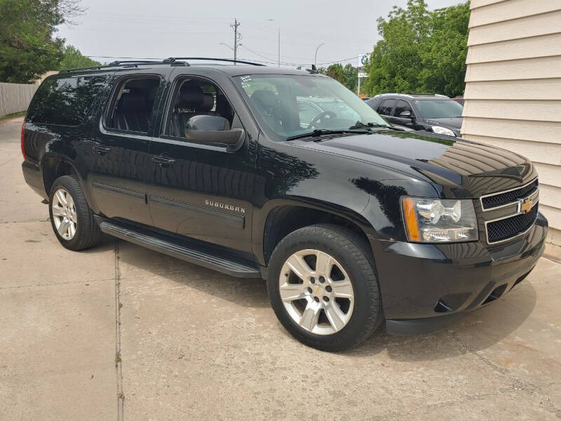 2014 Chevrolet Suburban for sale at Short Line Auto Inc in Rochester MN