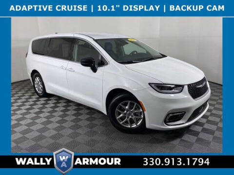 2024 Chrysler Pacifica for sale at Wally Armour Chrysler Dodge Jeep Ram in Alliance OH