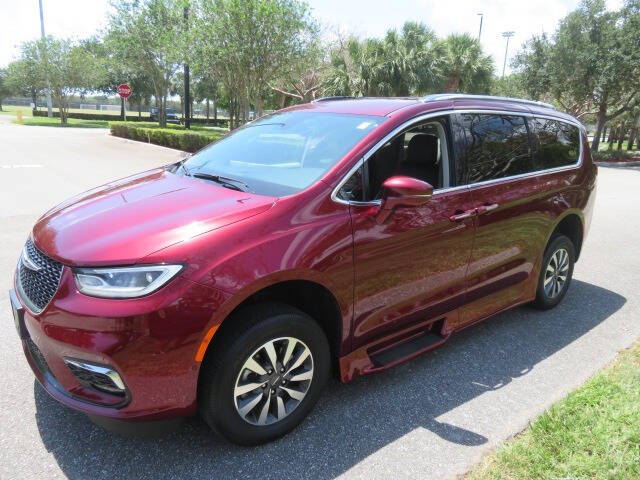 2021 Chrysler Pacifica Touring L