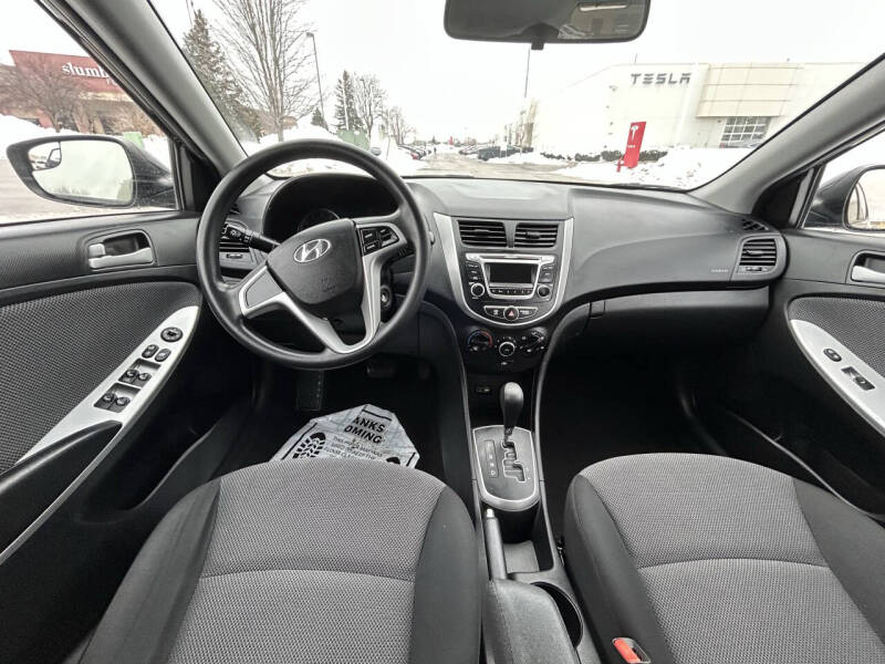 2014 Hyundai Accent GS