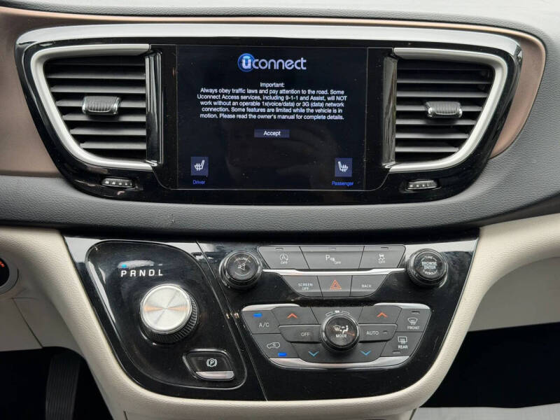 2017 Chrysler Pacifica