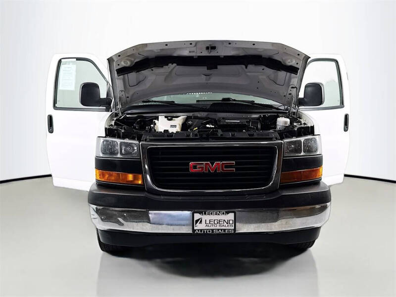 2020 GMC Savana 2500