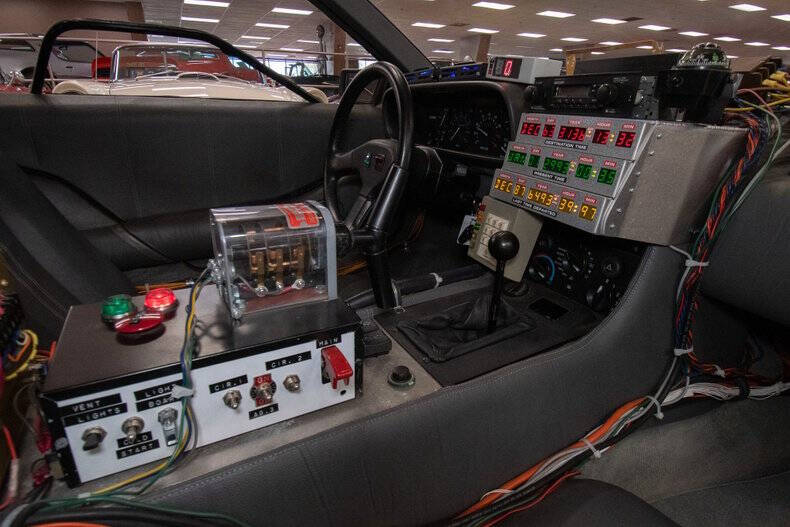 1981 DeLorean DMC-12