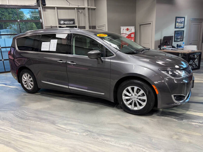 2018 Chrysler Pacifica Touring L Plus