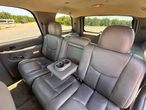 2003 GMC Yukon Denali