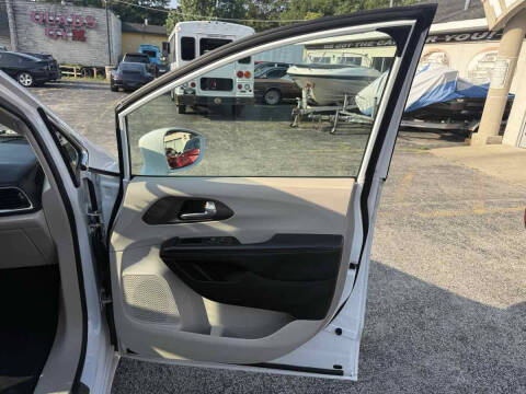 2018 Chrysler Pacifica Hybrid Touring L