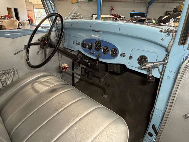 1932 Packard Light Eight