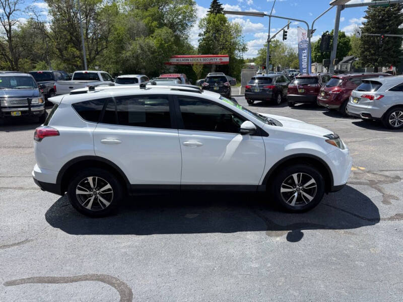 2016 Toyota RAV4 XLE