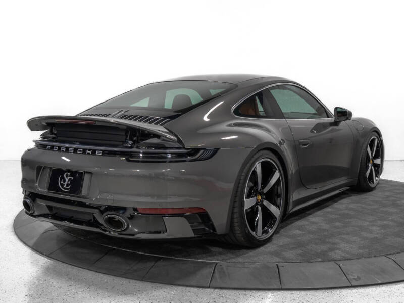2023 Porsche 911 Carrera 4S