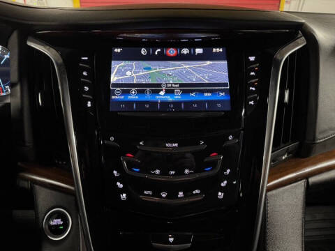 2017 Cadillac Escalade ESV Luxury