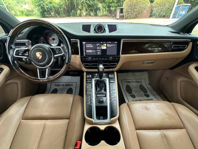 2020 Porsche Macan S