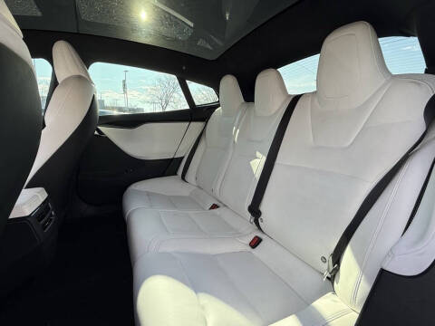 2020 Tesla Model S Long Range Plus