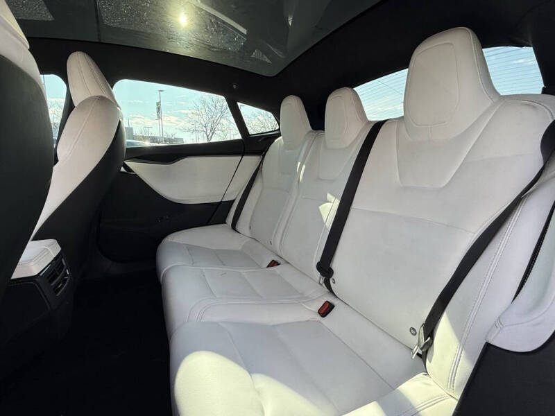 2020 Tesla Model S Long Range Plus