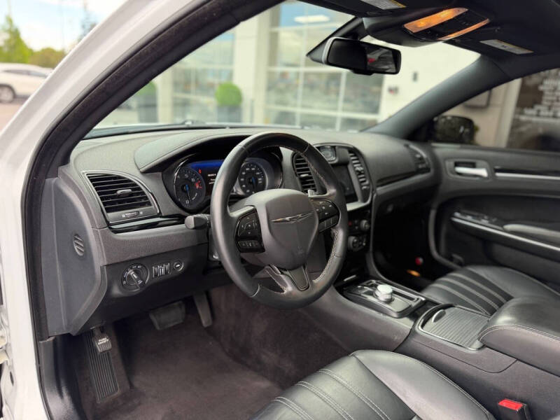 2017 Chrysler 300 S