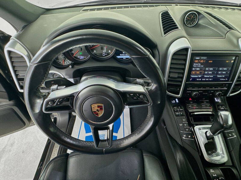 2016 Porsche Cayenne