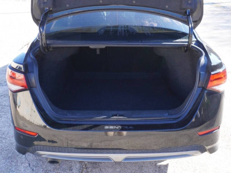 2022 Nissan Sentra SR