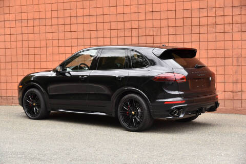 2016 Porsche Cayenne GTS
