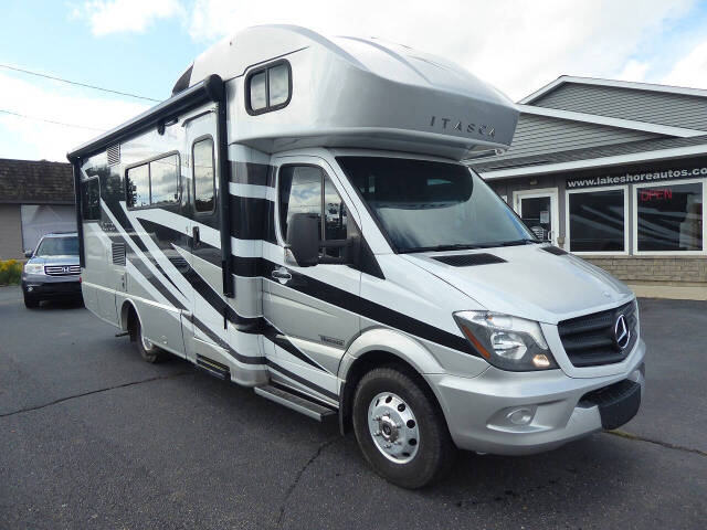 Winnebago Navion Image